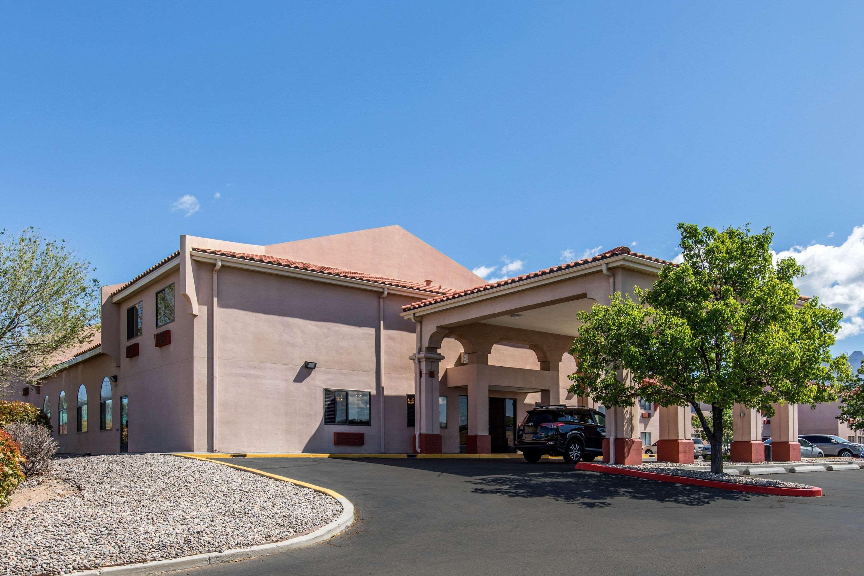 Quality Inn & Suites Albuquerque North Near Balloon Fiesta Park Exterior foto